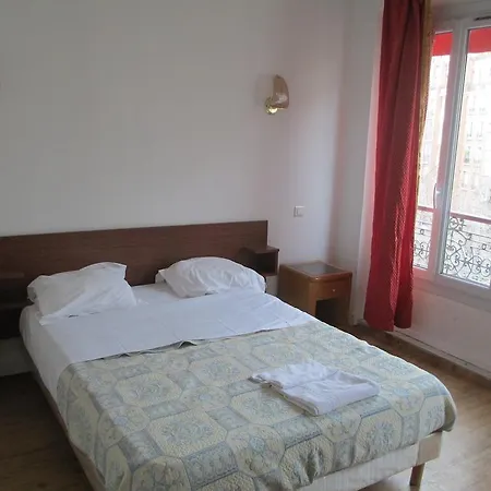 Central Hotel